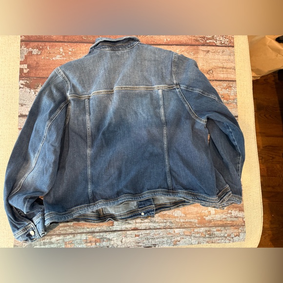 Lane Bryant Blue Denim Jacket Soft and Stretchy Nice Material - Picture 5 of 6